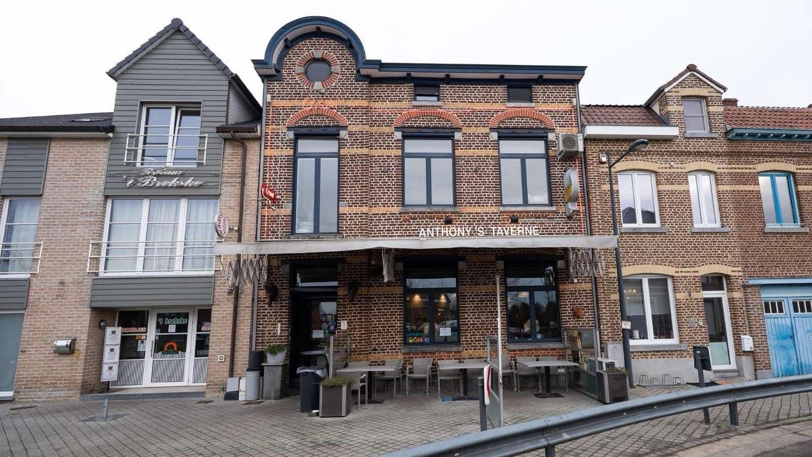 Anthony's Taverne Foto 8